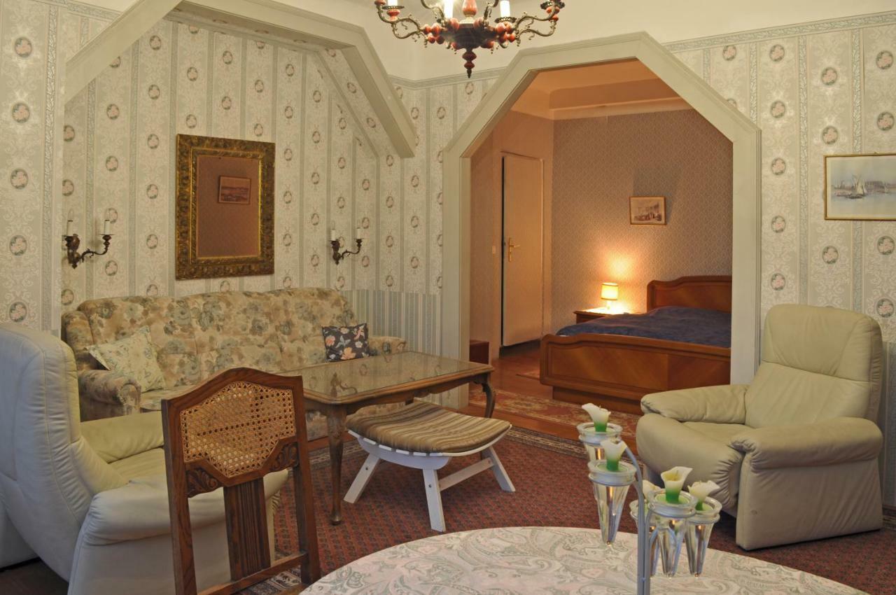 Schloss Helmsdorf Hotel Stolpen Zewnętrze zdjęcie